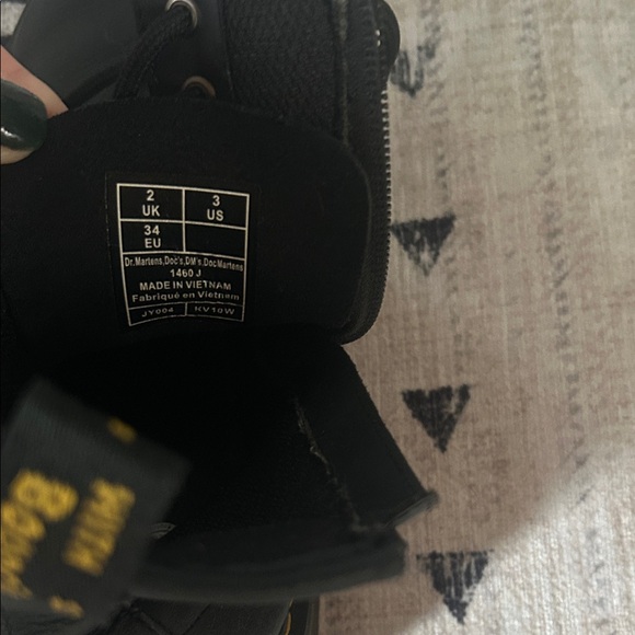 Dr. Martens Black Kids Leather Boots - Picture 6 of 6